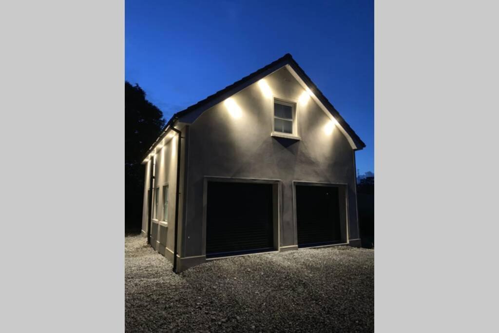 Betty'S Loft Apartment Lisburn Exterior photo
